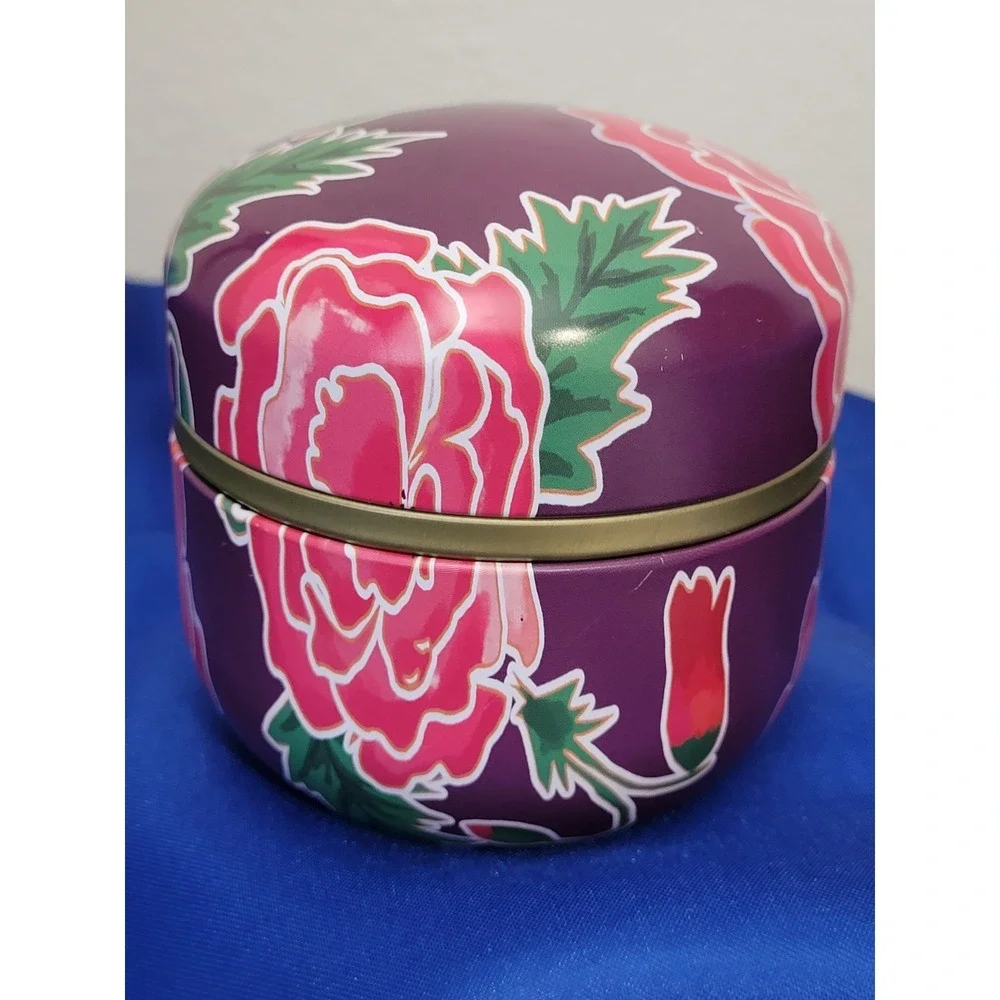 Metal tea storage canister with floral design, double-lid airtight container